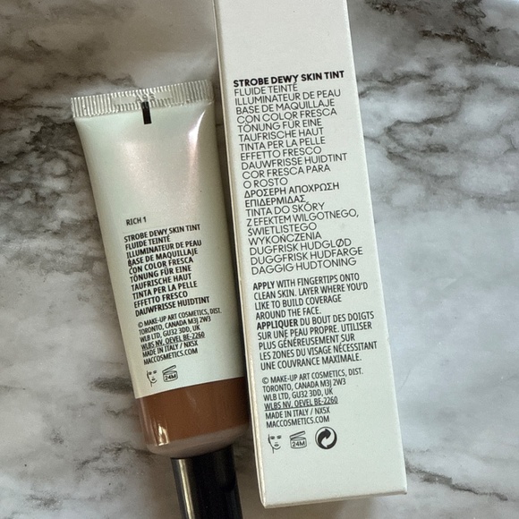 MAC STROBE TINT IN RICH 1 - Picture 4 of 5